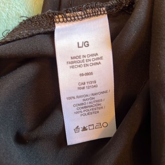 dynamite Black V Neck Sheer Top Size large - Picture 14 of 14